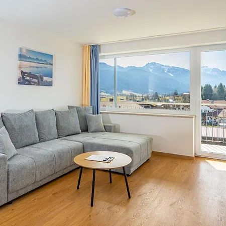 Apartment Apartment Alpenblick 10, Bergblick Pur im Allgäu *